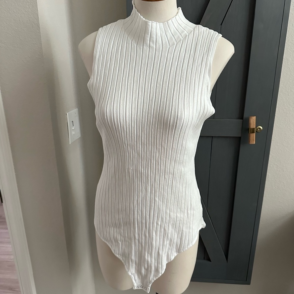 NEW without Tags. 525 America White Ribbed Bodysuit. Size Large